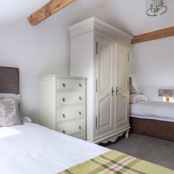 Upstairs Twin bedroom