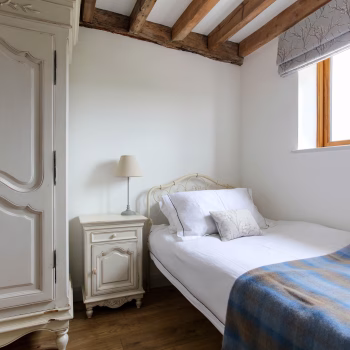 Downstairs Single Bedroom